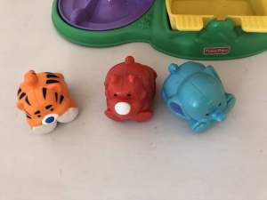 Jungle Toy Garage Slides Road Car Park - Fisher Price - Image 4