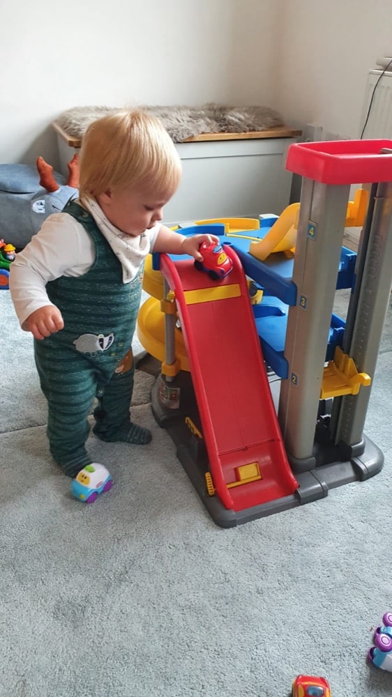 Garage (Large) - Blue, Yellow & Red