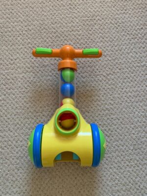 Tomy Pic N Pop Walker * 3 - Image 2