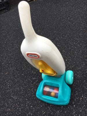 Vacuum with Dust Buster - Little Tikes