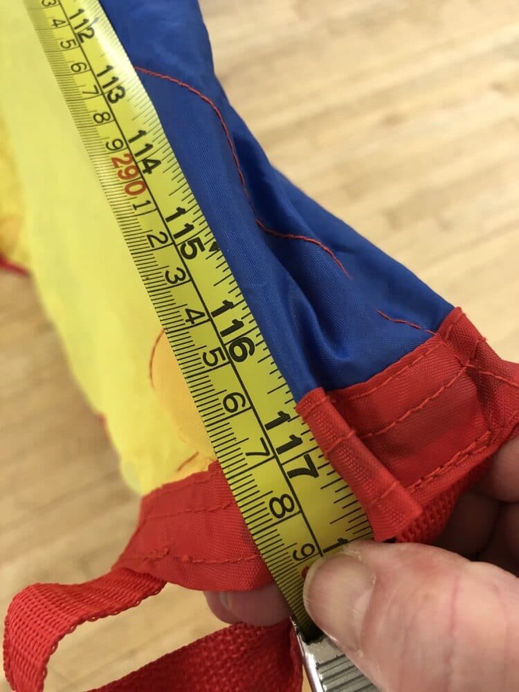 Parachute - 4 Multicoloured with Handles - Image 3