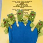 Five Little Speckled Frogs - Favourite Song Mitts